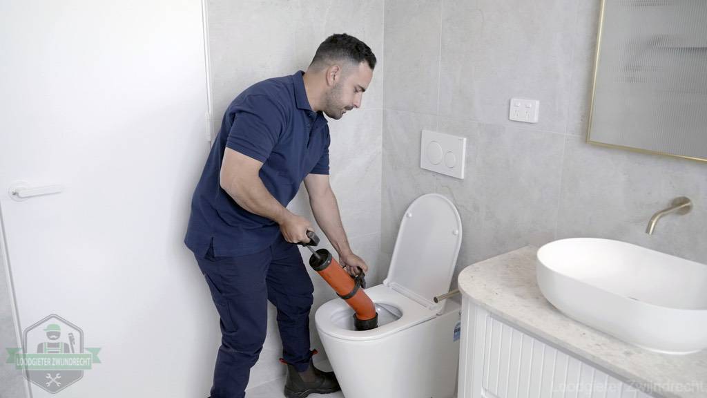 Wc Onstoppen Loodgieter Zwijndrecht